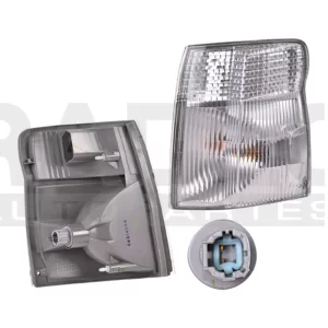 Cuarto Punta Izquierdo Blanco Con Foco Para Urvan *Taiwan