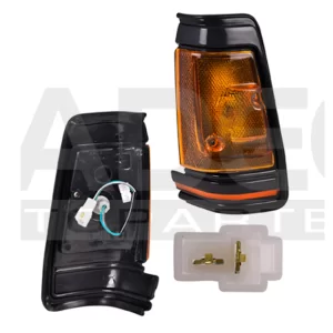 Cuarto Punta Izquierdo Con Franja y Foco Lucid Nissan720 Taiwan